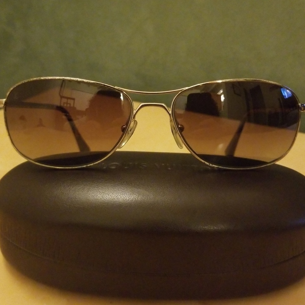 Original Louis Vuitton unisex sunglasses
